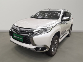 三菱 帕杰罗(进口) 2019款 3.0L 自动标准版