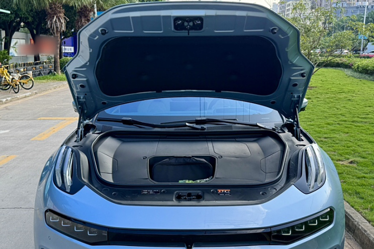 极氪001 2022款 超长续航双电机 YOU版局部细节24