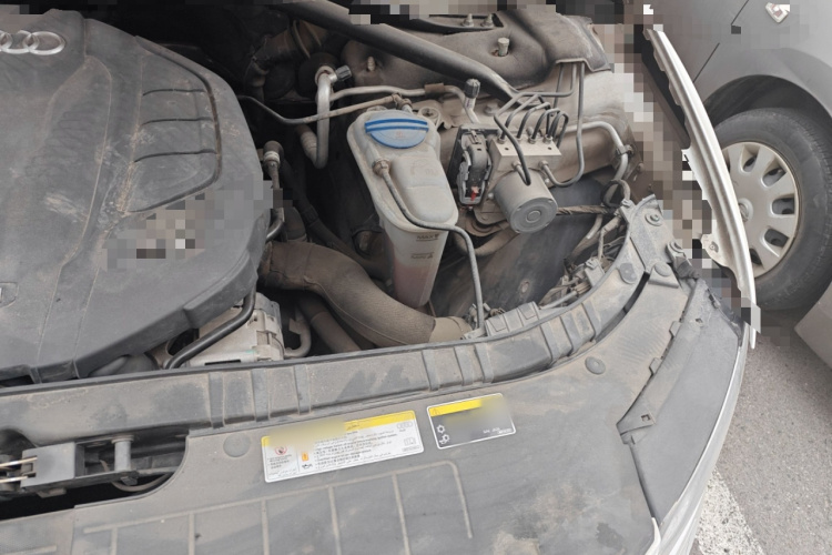 奥迪Q5 2016款 40 TFSI 技术型局部细节9007