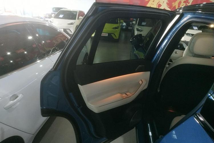 蔚来ES7 2024款 75kWh中控内饰49