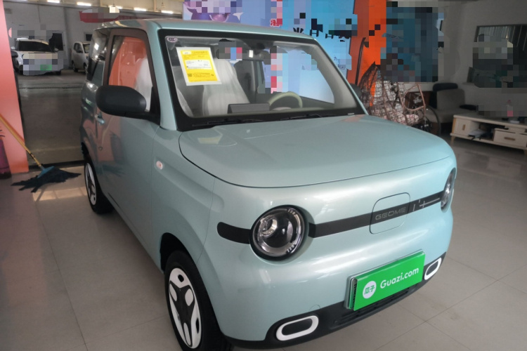 吉利银河 熊猫 2025款 210km 元气熊车身外观3