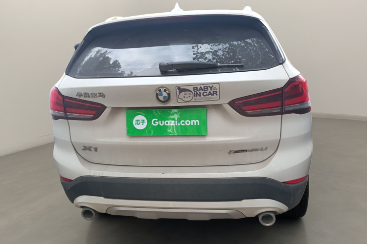 宝马X1 2020款 xDrive25Li 尊享型车身外观6