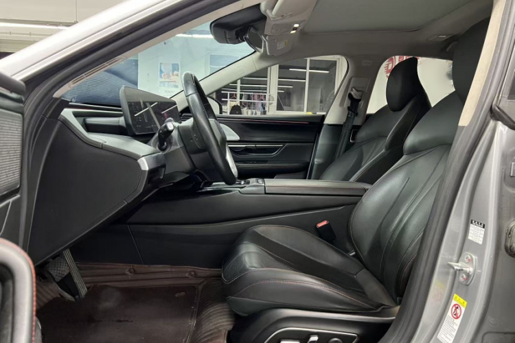 小鹏P7 2020款 670E局部细节19