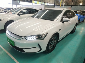 比亚迪 秦PLUS 2024款 荣耀版 EV 420KM领先型