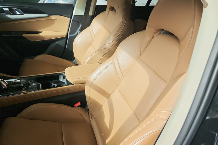 领克03 2018款 1.5TD DCT型版 国V中控内饰19