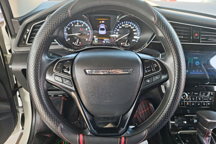 启辰D60 2019款 1.6L XL CVT智联精英版（ISS）中控内饰13