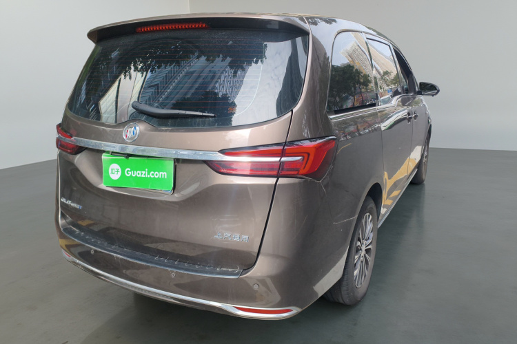 别克GL8 2023款 陆上公务舱 舒适型车身外观7
