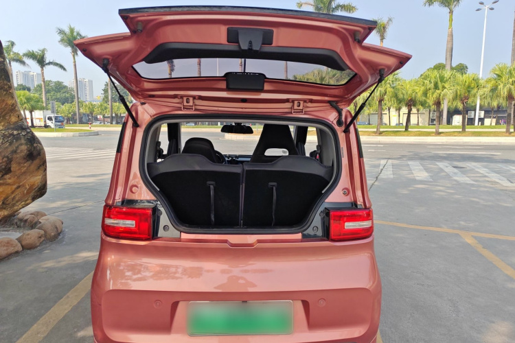 五菱汽车 宏光MINIEV 2021款 马卡龙时尚款 三元锂机舱底盘23