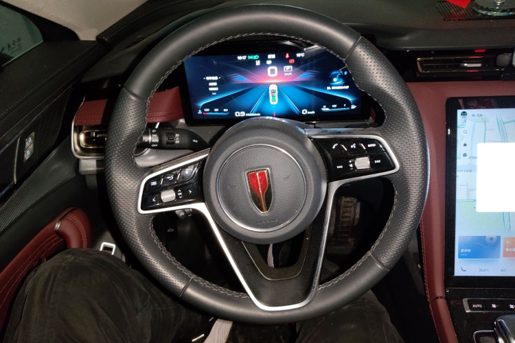 红旗H5 2023款 2.0T 自动智联旗畅版中控内饰13