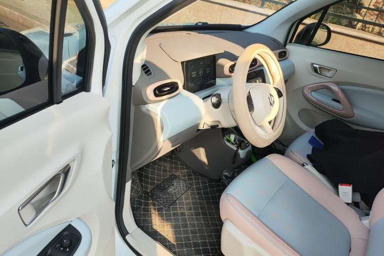 零跑汽车 零跑T03 2024款 200轻享版中控内饰7003