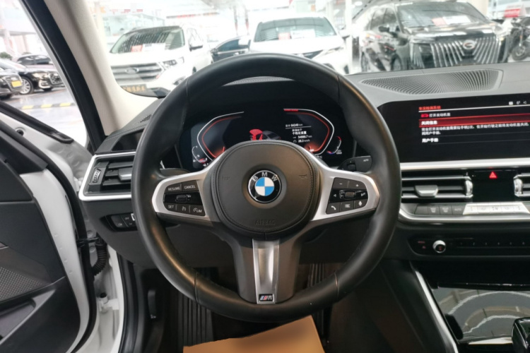 宝马3系 2021款 320Li M运动套装中控内饰13