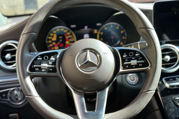 奔驰GLC 2020款 改款 GLC 260 L 4MATIC 豪华型中控内饰7006