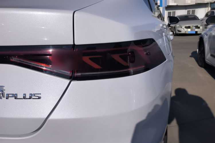 比亚迪 秦PLUS 2023款 冠军版 EV 420KM领先型车身外观9