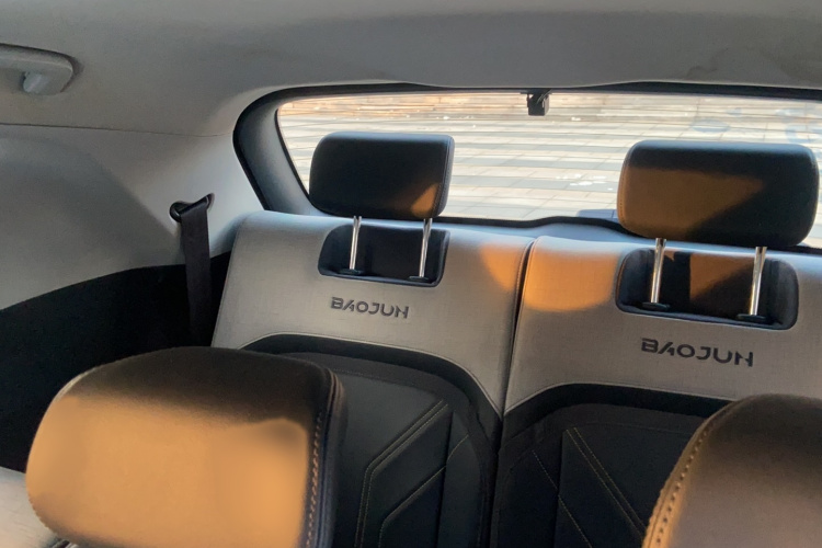 宝骏RM-5 2019款 1.5T CVT 24小时在线豪华型 7座中控内饰7005