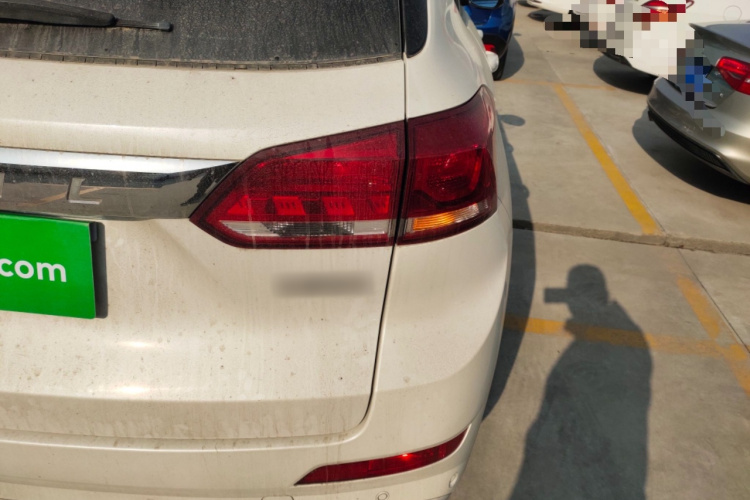 哈弗H6 Coupe 2018款 红标 1.5T 自动两驱超豪型车身外观9