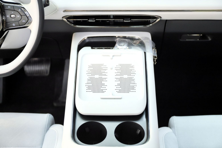 岚图汽车 岚图FREE 2025款 318 318km 后驱环游版中控内饰7003