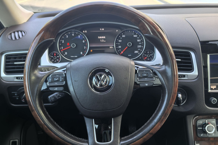 大众 途锐 2011款 3.0TSI 舒适型局部细节13