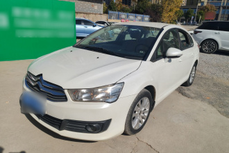 雪铁龙 世嘉 2013款 三厢 1.6L 自动品尚型