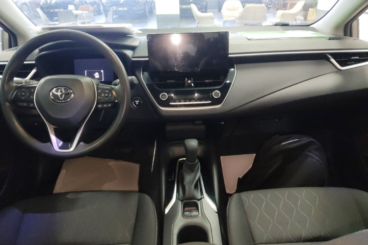 丰田 卡罗拉 2024款 1.8L 智能电混双擎 先锋版中控内饰12