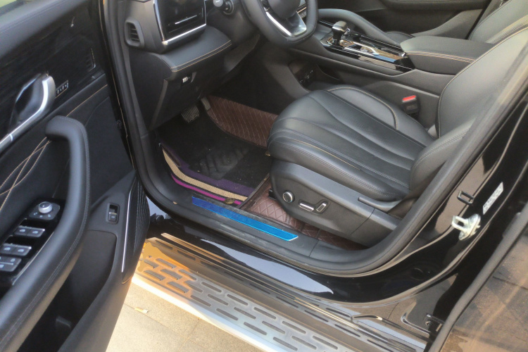 吉利汽车 星越L 2024款 2.0TD DCT EVO两驱长风版中控内饰20