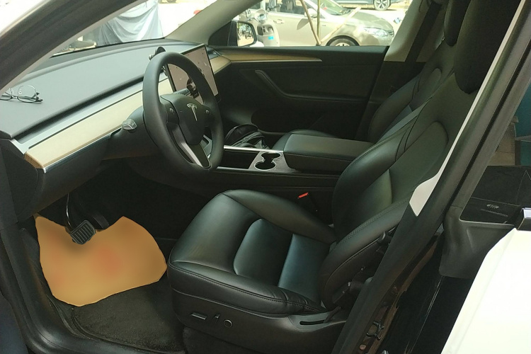 特斯拉 Model Y 2022款 改款 后轮驱动版局部细节19