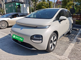 宝骏云朵 2023款 460 Pro