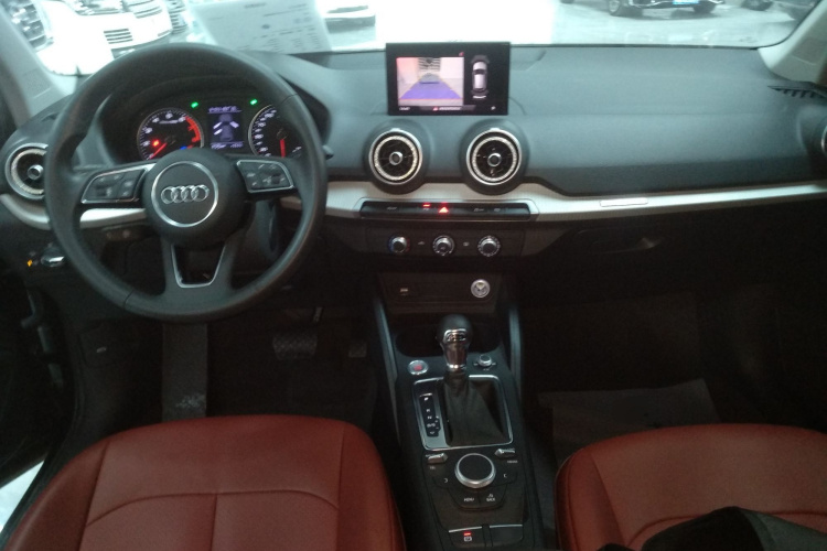 奥迪Q2L 2021款 35 TFSI 进取动感型中控内饰7002