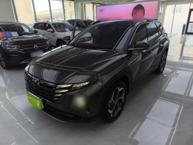 现代 2023款 途胜L 1.5T 自动两驱LUX尊贵版