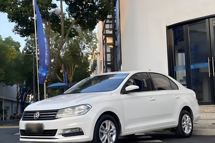 大众 桑塔纳 2016款 1.6L 手动风尚版车身外观1