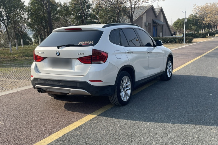 宝马X1 2015款 sDrive18i 时尚晋级版车身外观6007