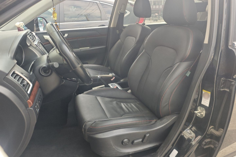 哈弗H6 2013款 运动版 1.5T 手动两驱精英型中控内饰19