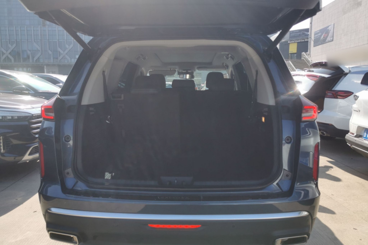 星途揽月 2021款 390T 两驱星耀版机舱底盘23