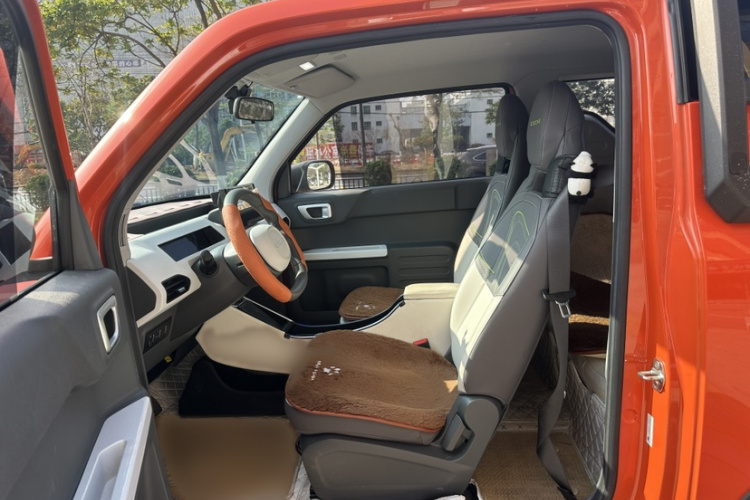 吉利银河 2024款 200km 熊猫骑士局部细节19