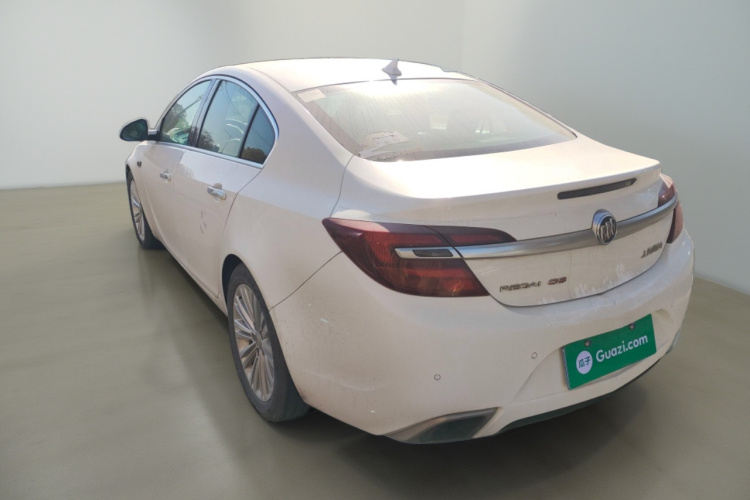 别克 君威 2014款 GS 2.0T 燃情运动版车身外观5