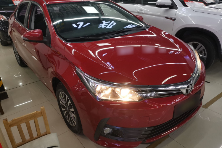 丰田 卡罗拉 2018款 1.2T S-CVT GL智享版车身外观3