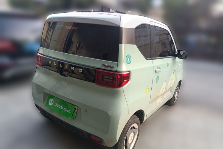 五菱汽车 宏光MINIEV 2021款 马卡龙时尚款 磷酸铁锂车身外观6005