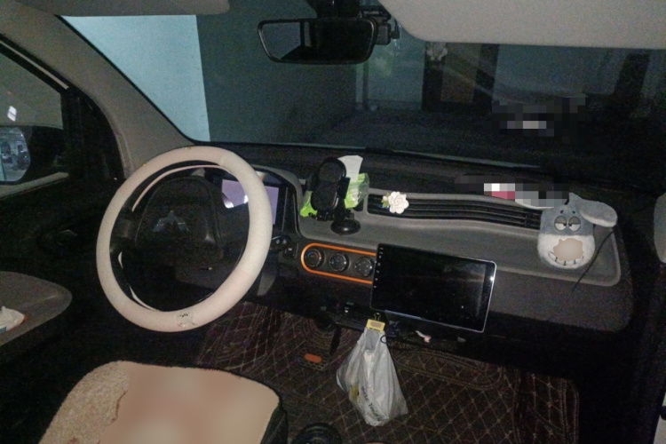 五菱汽车 宏光MINIEV 2022款 马卡龙臻享款 磷酸铁锂中控内饰7002