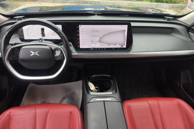 小鹏P7 2022款 670E+中控内饰7002