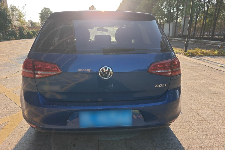 大众 高尔夫 2015款 1.6L 自动舒适型车身外观6