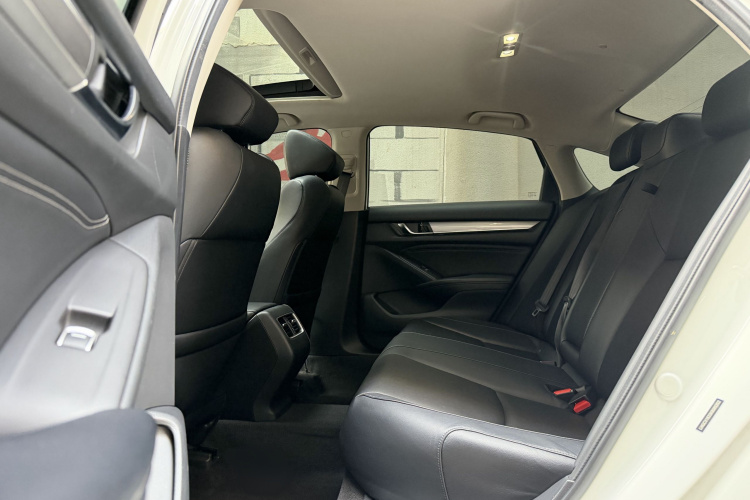 本田 雅阁 2018款 260TURBO 精英版 国V中控内饰7001