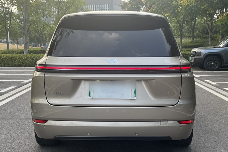 理想汽车 理想L9 2022款 Max车身外观6005
