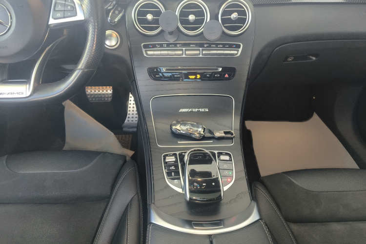 奔驰GLC AMG 2018款 AMG GLC 63 4MATIC+局部细节18