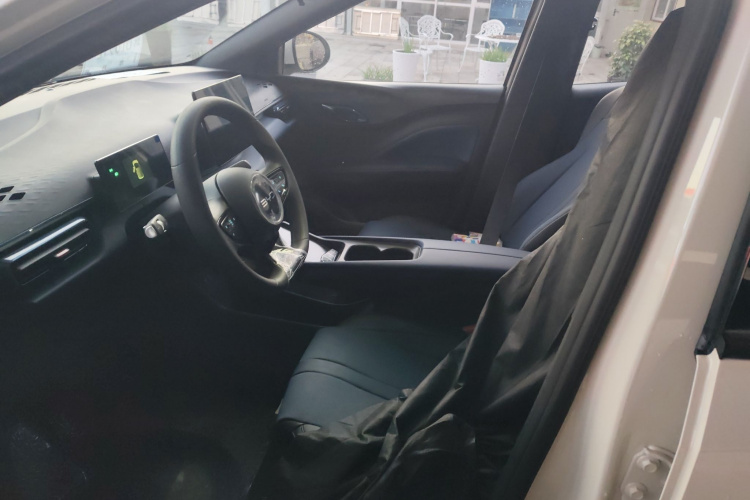 比亚迪 海鸥 2024款 荣耀版 305km 活力版中控内饰19