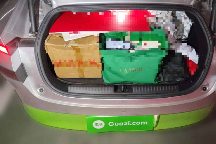 小鹏P7 2024款 P7i 550 Pro中控内饰23