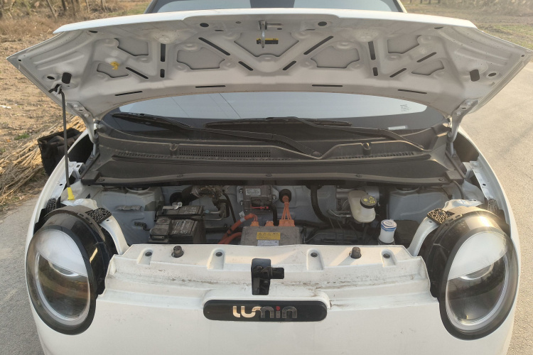 长安启源 长安Lumin 2025款 205km 香沁款机舱底盘24