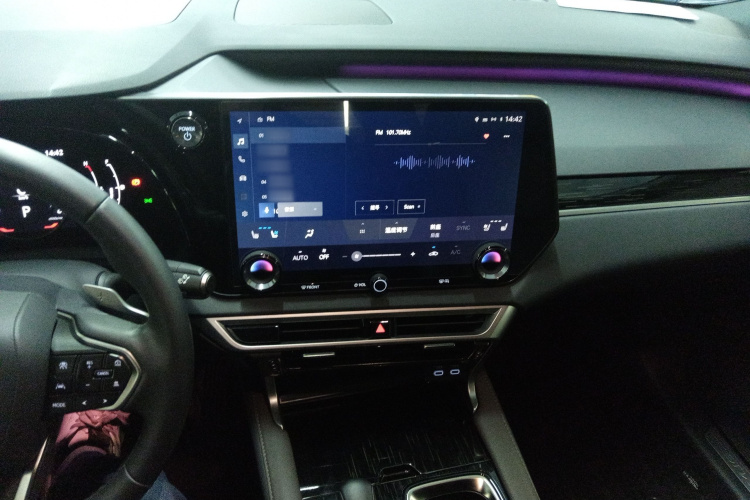 雷克萨斯RX 2023款 350h 四驱醇享版中控内饰12