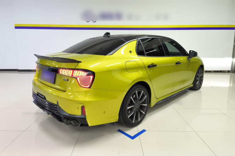 领克03 2021款 03+ 2.0TD 自动驭风版车身外观7