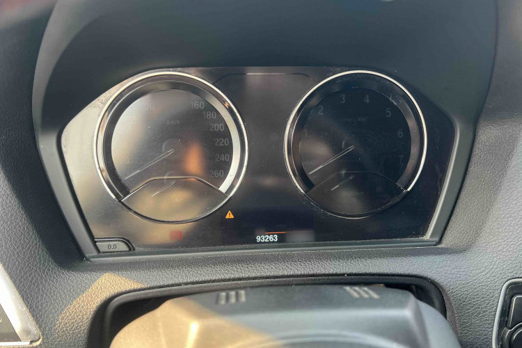 宝马2系(进口) 2019款 225i 敞篷轿跑车 运动设计套装中控内饰7003