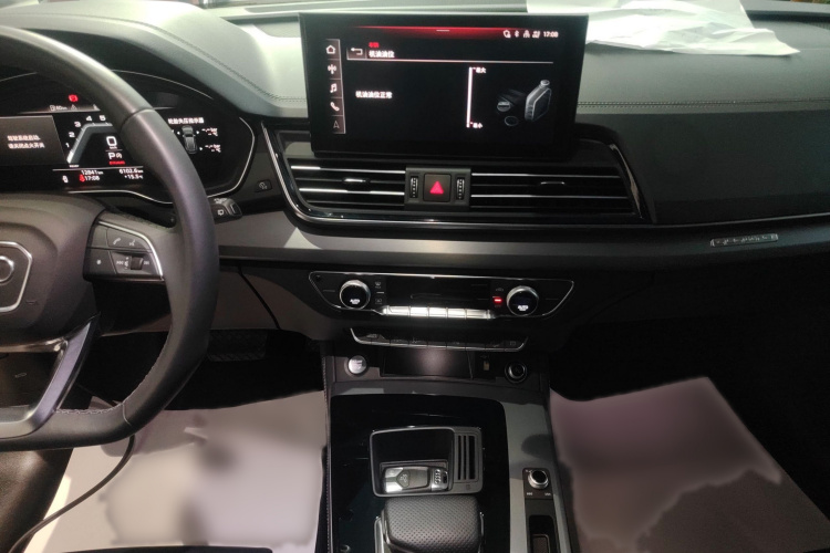奥迪Q5L 2024款 40 TFSI 时尚动感型局部细节16