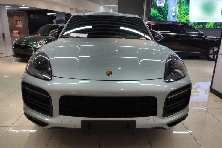 保时捷 Cayenne新能源 2021款 Cayenne E-Hybrid 2.0T车身外观2